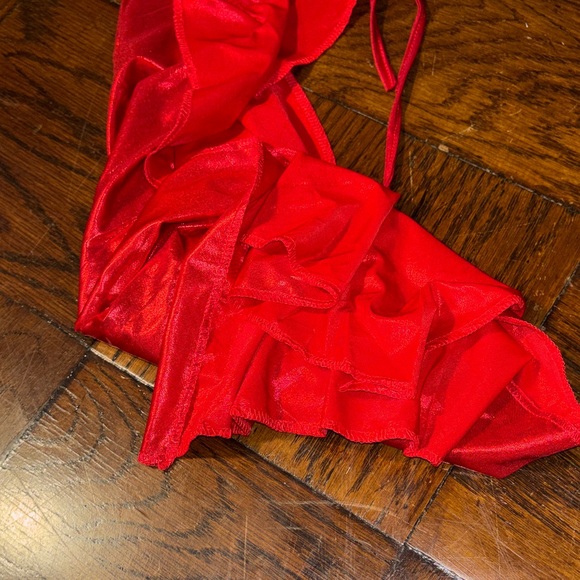 Disney Superhero cape Kids Costume  - Red, Black, Blue bundle - Picture 10 of 10